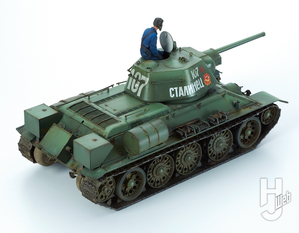 SOVIET MEDIUM TANK T-34-76 MOD.1942WWII最優秀戦車の決定版登場