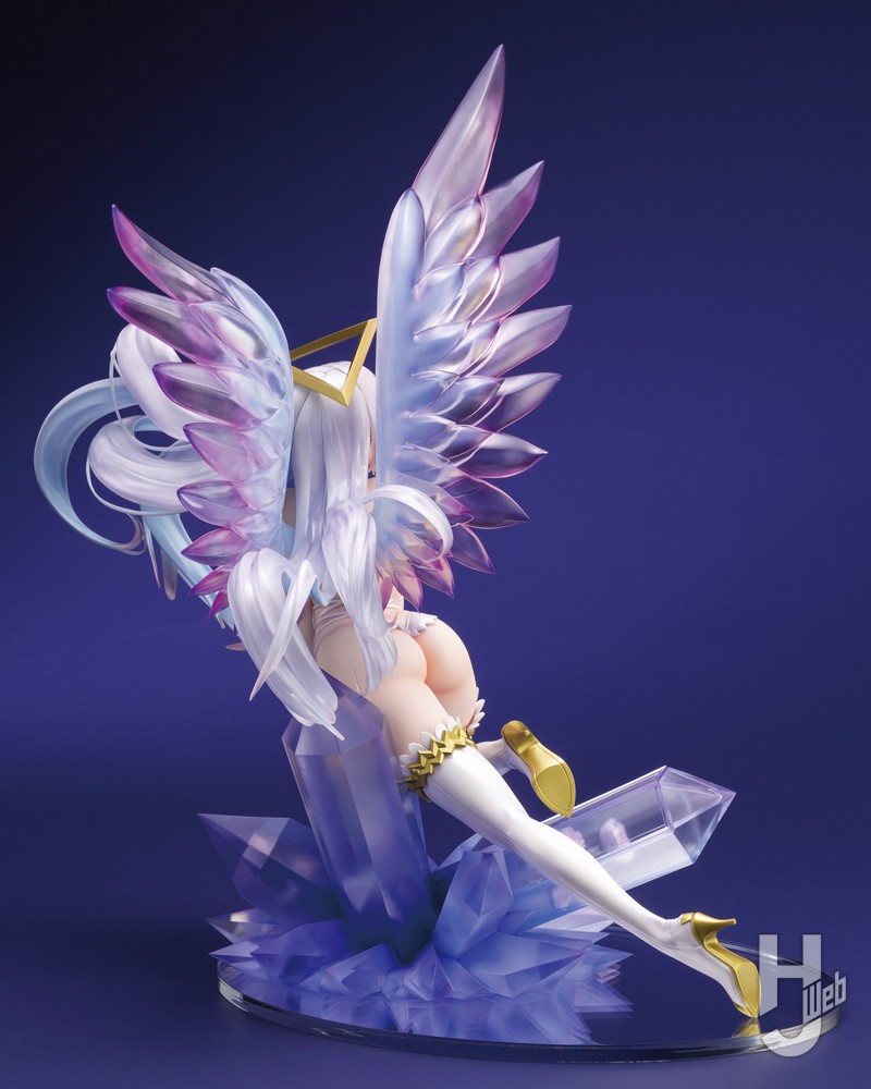 水晶の天使アリアの背面全身画像