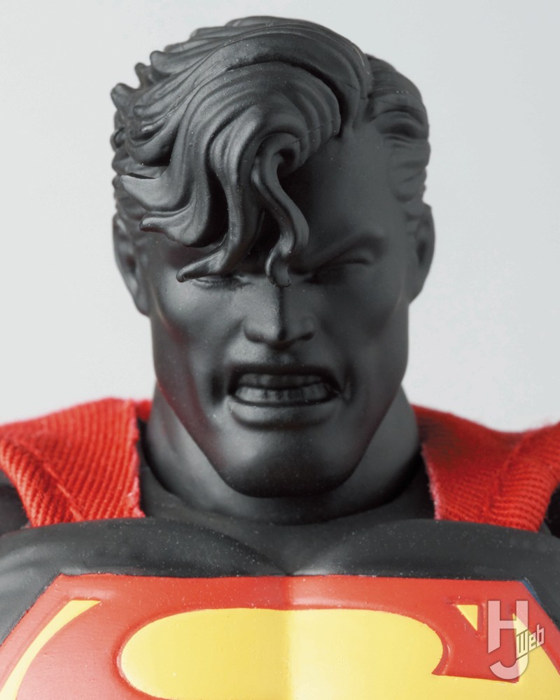  スーパーマンの表情比較画像　その２