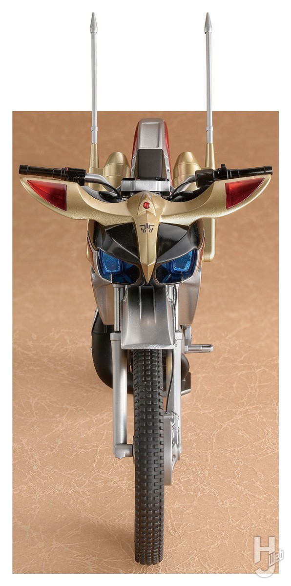 Figure Rise Standard作例 仮面ライダークウガ の トライチェイサー00 をバイクモデラーが作る 一ノ戸晃治 Hobby Japan Web