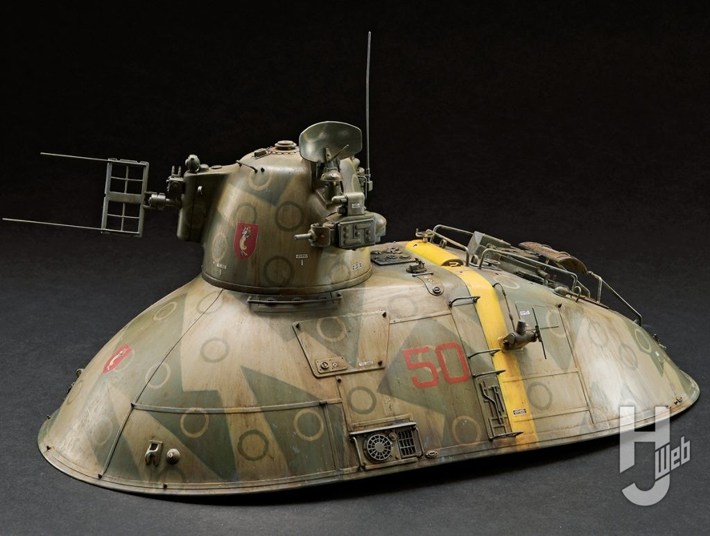 シュトラール軍 無人大型ホバー駆逐戦車 ナッツロッカー “ヴァルトガイスト”