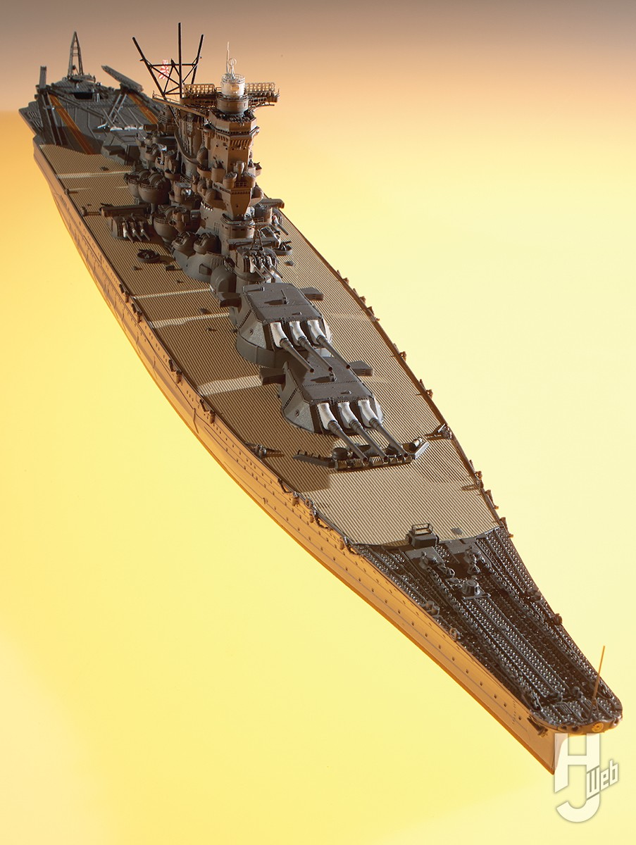 【最安値セール】美品プラモデル　タミヤキット1/350日本海軍「戦艦武蔵」精密完成品コレクションケース付属 完成品