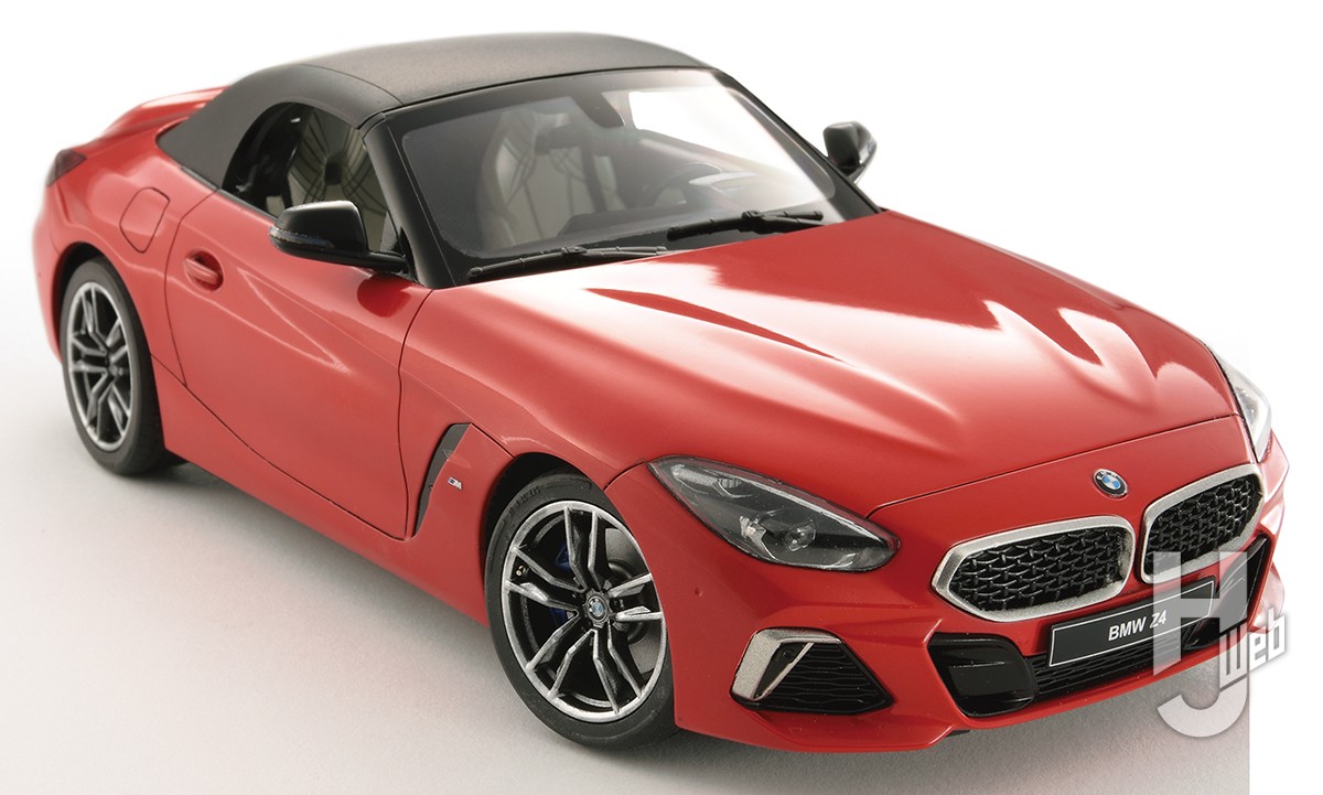 BMWとモンモデルの共同制作によるこの夏の最新キット「BMW Z4 M40i」を ...