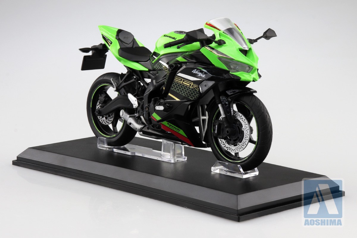 2023年4月新製品】青島文化教材社「KAWASAKI Ninja ZX-25R ライム 