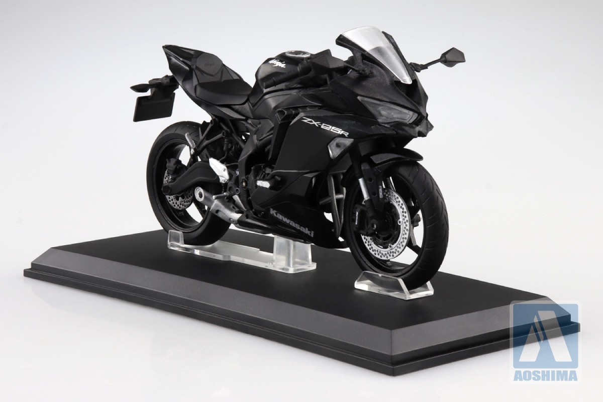 2023年4月新製品】青島文化教材社「KAWASAKI Ninja ZX-25R メタリック 