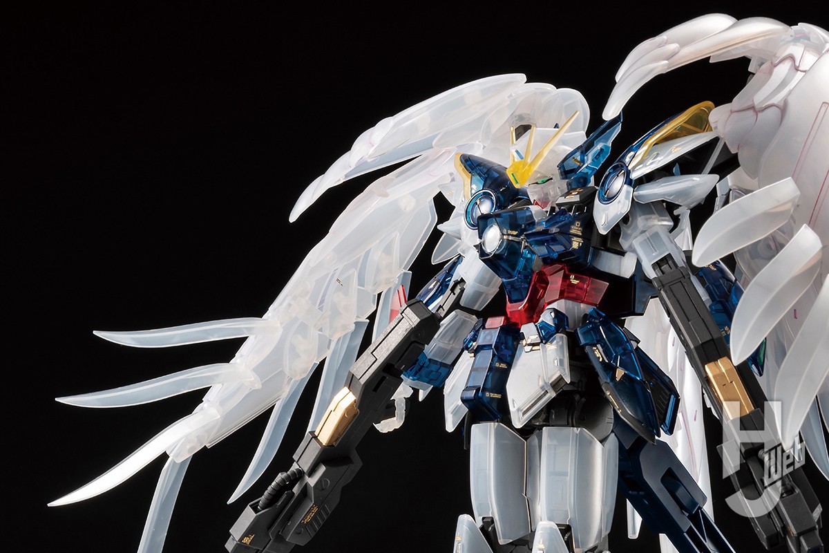 MG 1/100 ウィングガンダムゼロEW Ver.Ka 全塗装完成品-