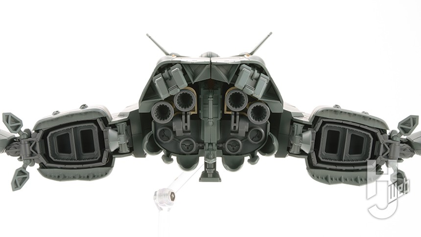 ケーニッヒモンスターのシャトルモードのエンジンノズル部の画像
