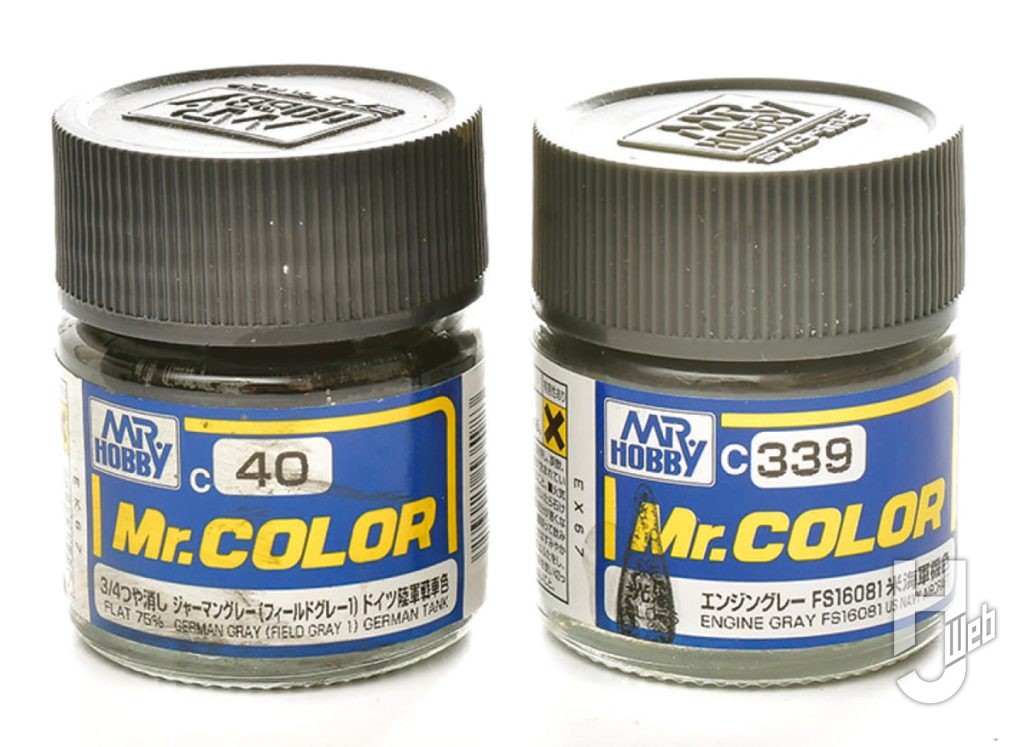 。Mr.カラーの40番と339番のグレー2色