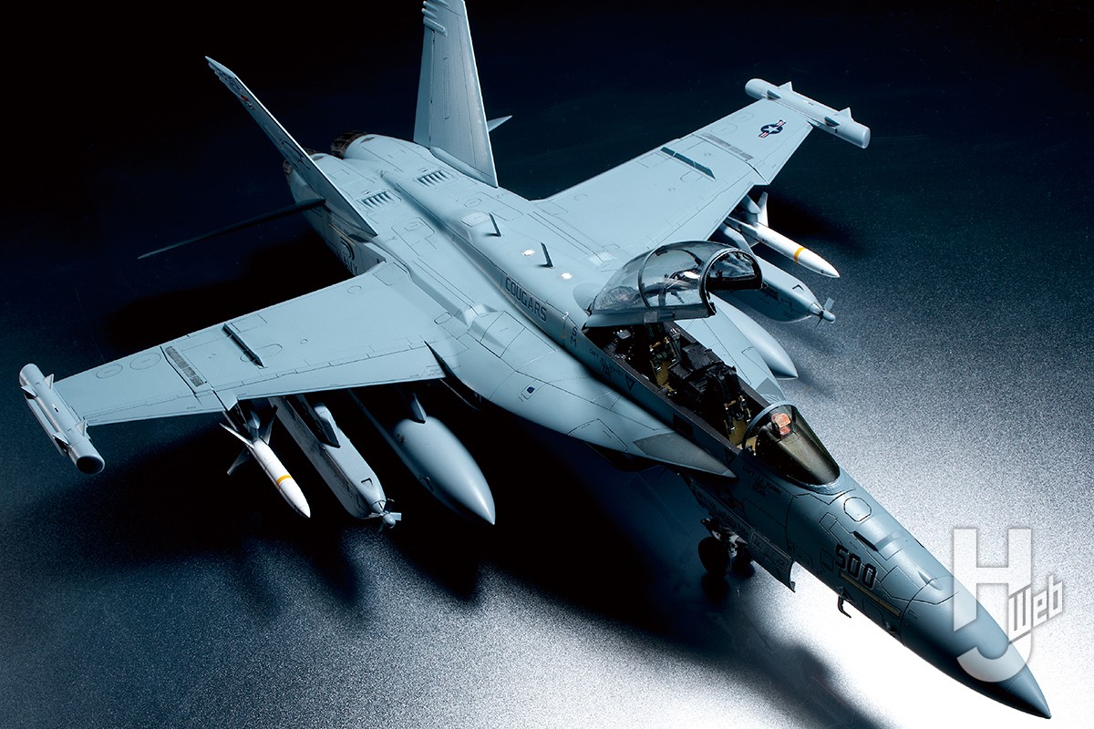モンモデル「ボーイング EA-18G グラウラー」を主翼改造＆ディテールアップ!!