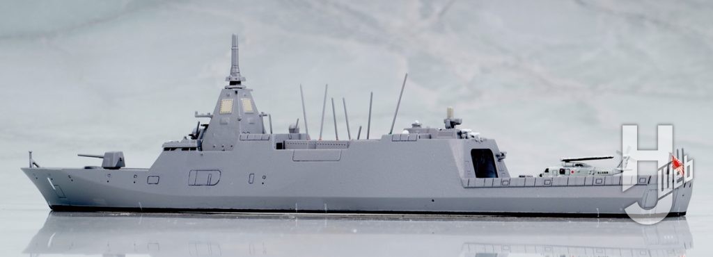 タミヤ　海上自衛隊 護衛艦 FFM-1 もがみ　全体