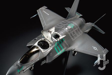 ステルス世代の標準戦闘機「F-35ライトニングII」がタミヤより登場！　プラモデル最高峰の造形で形態変化が楽しめるスーパーキットを製作レビュー！