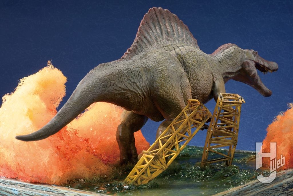 スピノサウルスの背面アップ画像