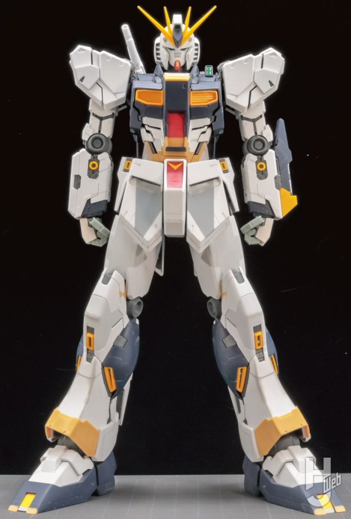 「MG νガンダム Ver.Ka」TONKA作例　比較