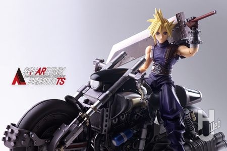 『FF7』の設定画を再現！クラウド＆バイク「ハーディ＝デイトナ」がセットで可動フィギュアに！「ブリングアーツ」最新情報【スクウェア・エニックス】