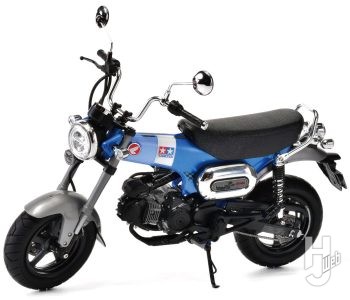 フミテシ製作「Honda ダックス125 タミヤリミテッドエディション」左側面