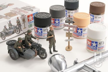 タミヤ「1/35 ドイツ軍用サイドカー KS600」をテーマにエアブラシでフワッと塗り！　自然な陰影を表現！【スケールモデルの“神レシピ”】