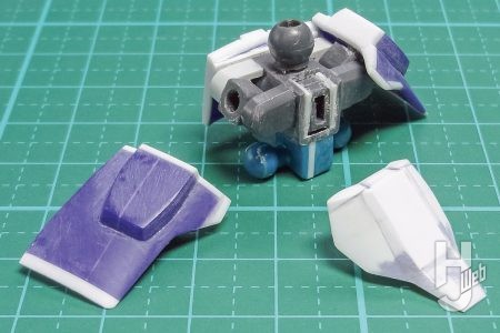 田仲正樹作例「SPT-BK-10U ブラッディカイザル」腰部製作途中