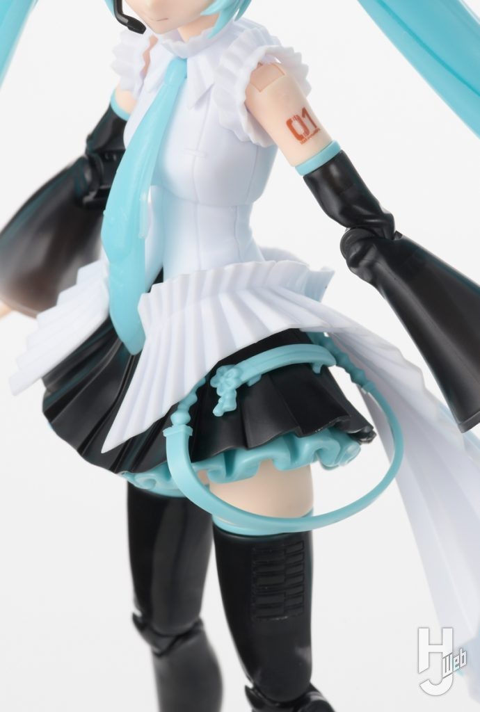 初音ミクのプラモデルのアップ画像1