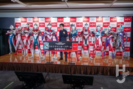 長野博氏、ウルトラマンティガとの再会。そして10人のウルトラマンと並び立つ！「ウルトラリーグ リリースイベント」レポート【ウルトラマン カードゲーム】