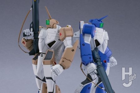 テレビアニメ『超時空要塞マクロス』より、VF-1が1/72スケールプラモデルで登場！マクシミリアン・ジーナス機＆柿崎速雄機が同時予約案内開始！