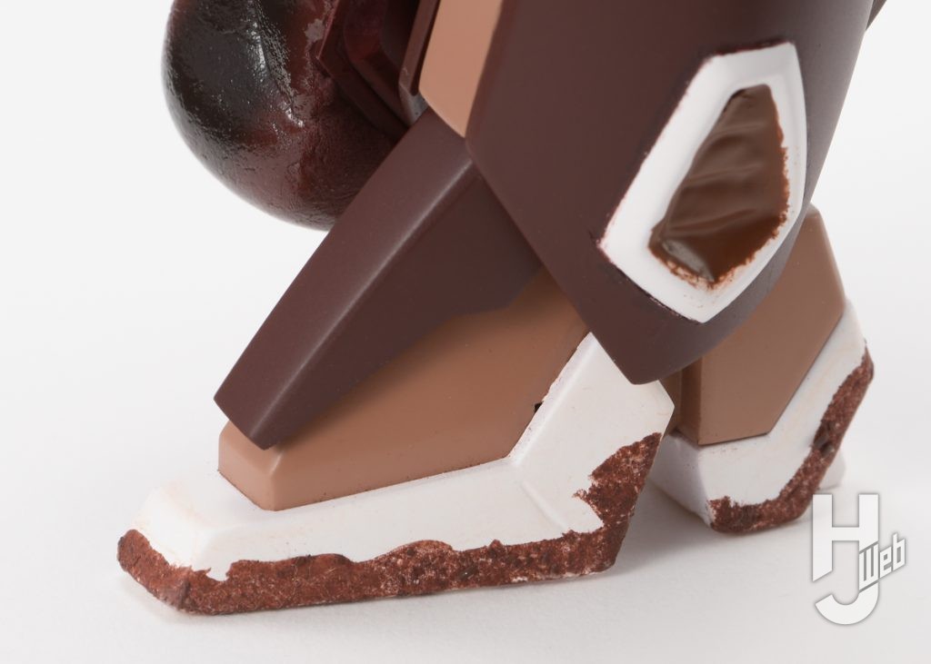 スクランブルガンダムショコランブルヴァージョンのプラモデルのアップ画像2