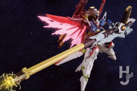 大型装備「ゼウスシルエット」を携えて待望のHGキット化！「デスティニーガンダムSpecII」作例のディテールに合わせて製作【機動戦士ガンダムSEED FREEDOM】「ZGMF/A-42S2 & A-GXQ754/V2 デスティニーガンダムSpecII＆ゼウスシルエット」