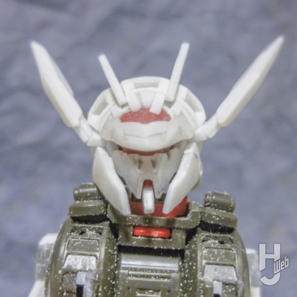 ガンダム・ザガンのプラモデルの製作の画像2