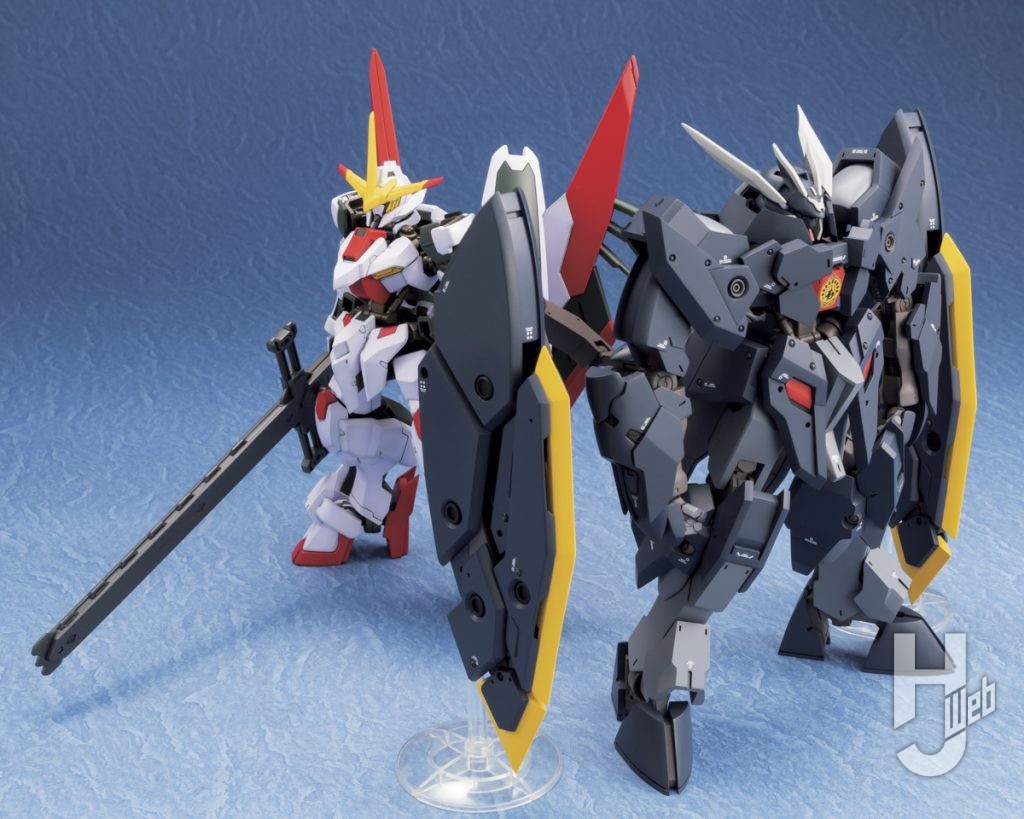 ガンダム・ザガンのプラモデルの全体画像5