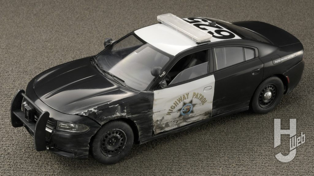 パシュート ポリスカーのプラモデルの全体画像1