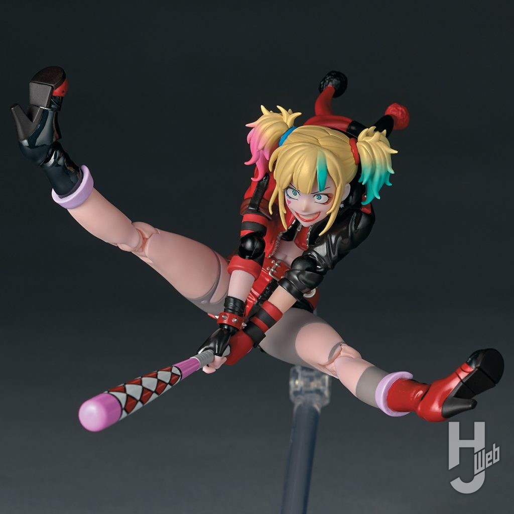 ハーレイ・クインの可動フィギュアのイメージ画像その1