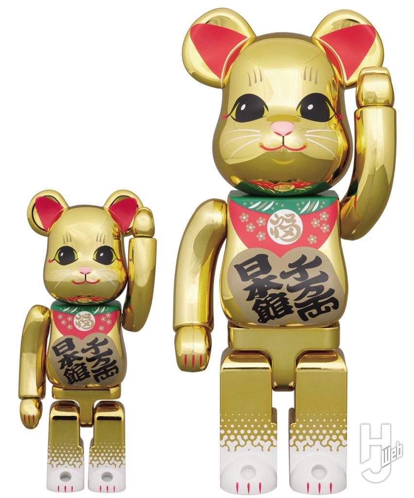 日本政府館の招き猫のベアブリックの画像
