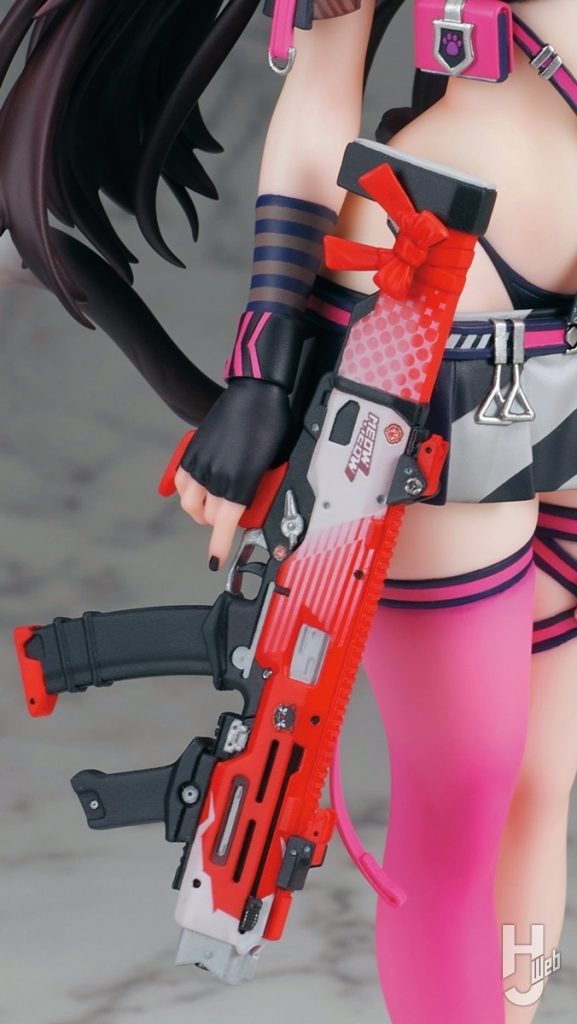 フィギュア新製品「勝利の女神：NIKKE　ネロ」の付属パーツ使用時の画像