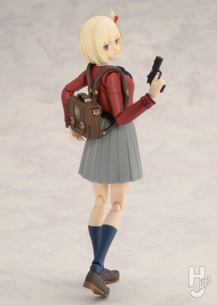 錦木千束のプラモデルの全体画像その2