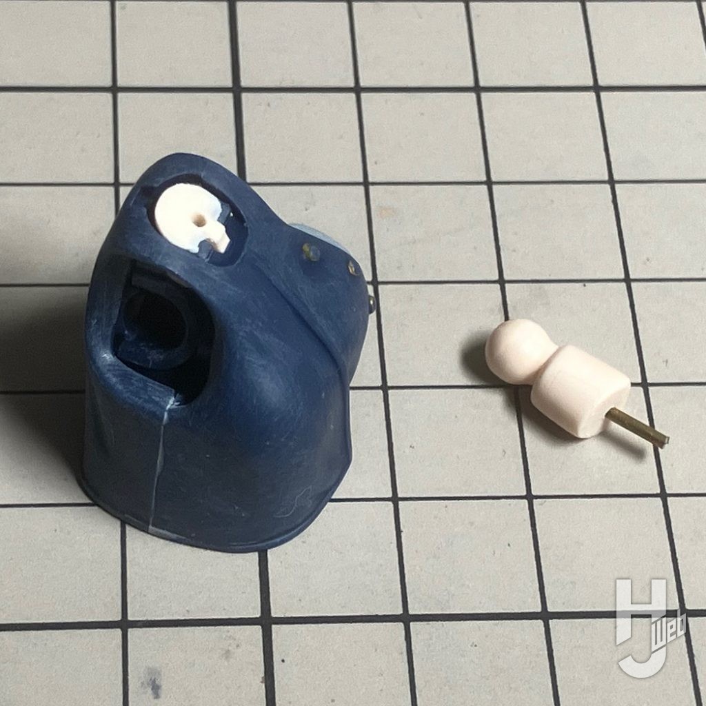井ノ上たきなのプラモデルの製作の画像その1