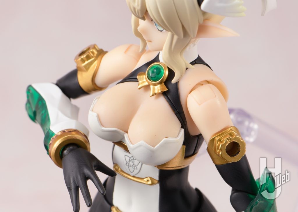 妖精騎士姫エルフィーナのプラモデルのアップ画像