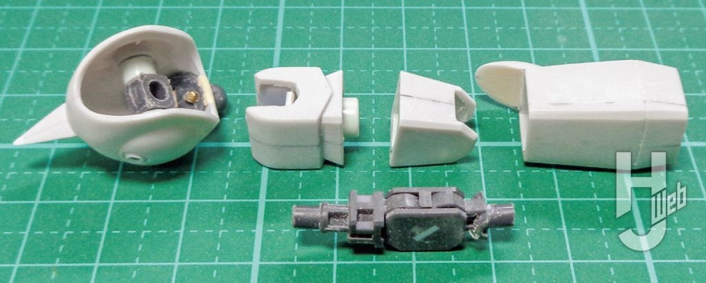 田仲正樹製作「ネオファム」製作途中腕部