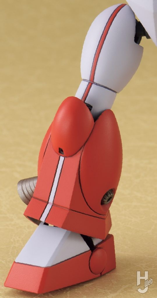 田仲正樹製作「ネオファム」脚部