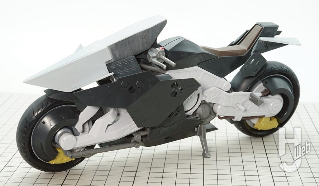 Rikka製作作例コトブキヤ「メガロマリア ナイツ・シューペリア」製作途中