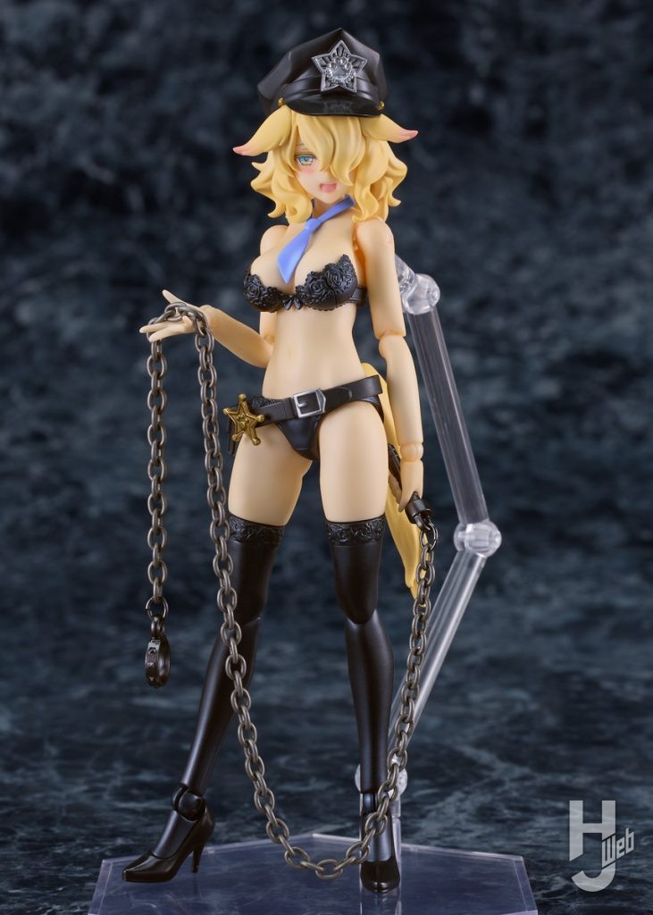 女看守ルイーザのプラモデルのメイン画像