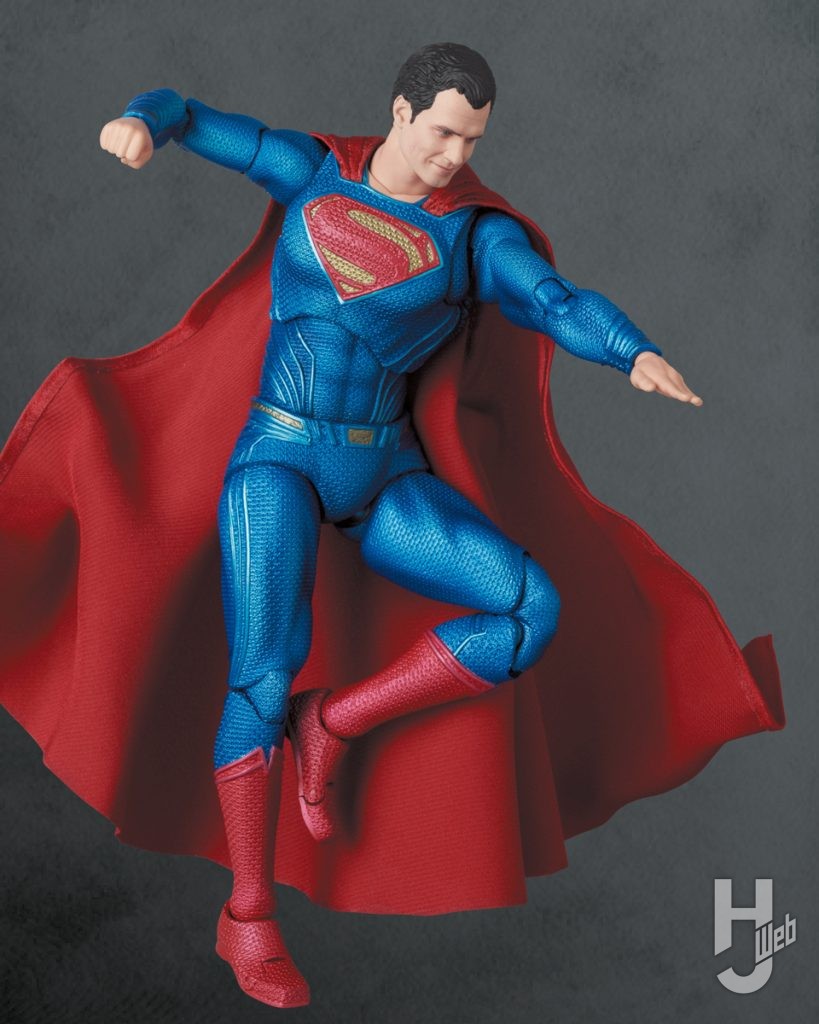 スーパーマンの可動フィギュアの全体画像
