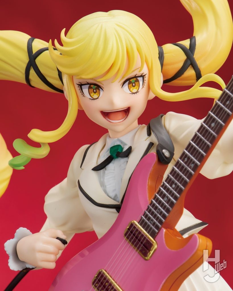 鈴ノ宮りりさのフィギュアのアップ画像その1