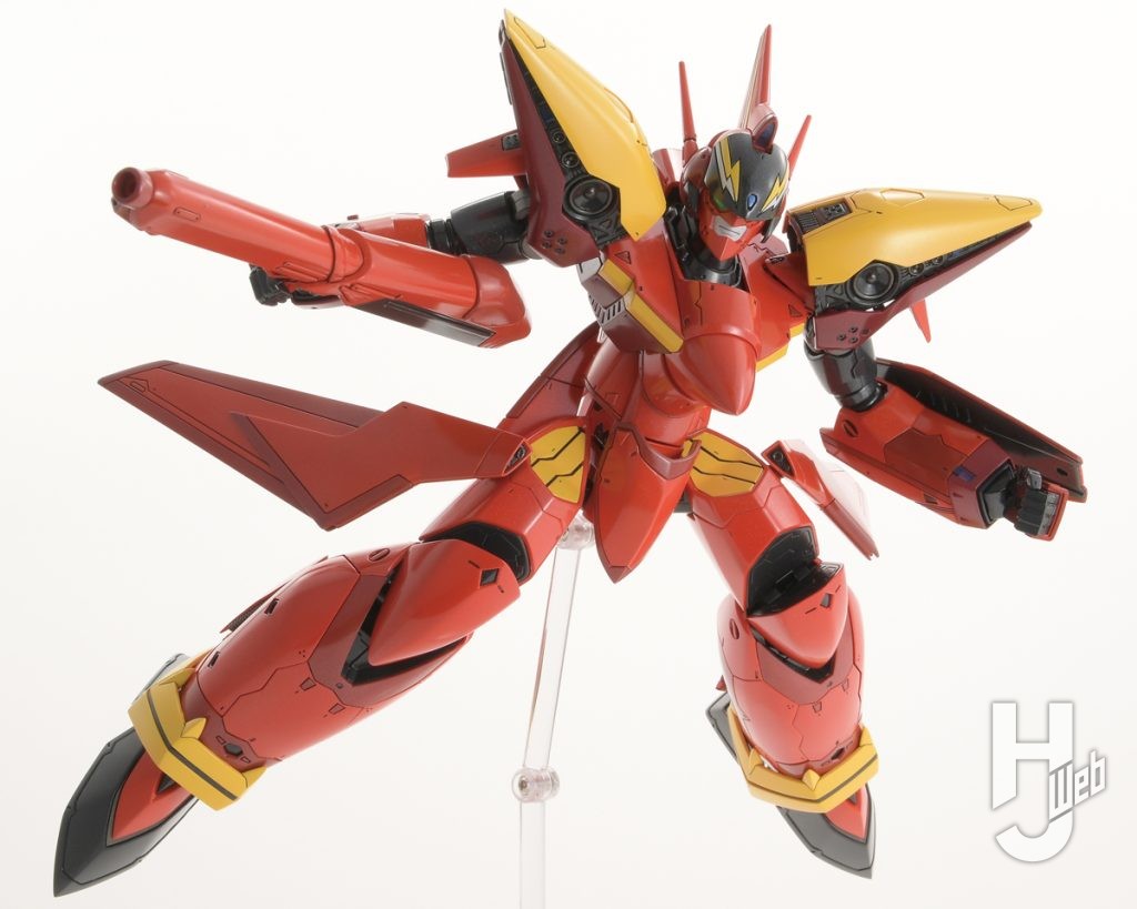 PLAMAX ファイヤーバルキリーのポージング画像