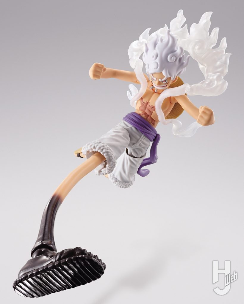 ギア5モンキー・D・ルフィの可動フィギュアの全体画像その1