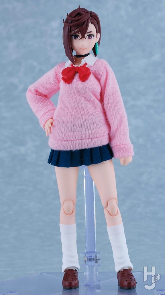 フィギュア新製品「figma モモ」の全体画像