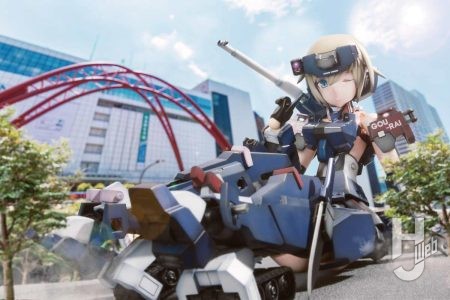 FAガールに「でっかい」轟雷が登場!! FA漸雷のパーツ流用やロボット模型的なディテールアップで「グランデスケール」ならではの製作方法を模索!【フレームアームズ・ガール】