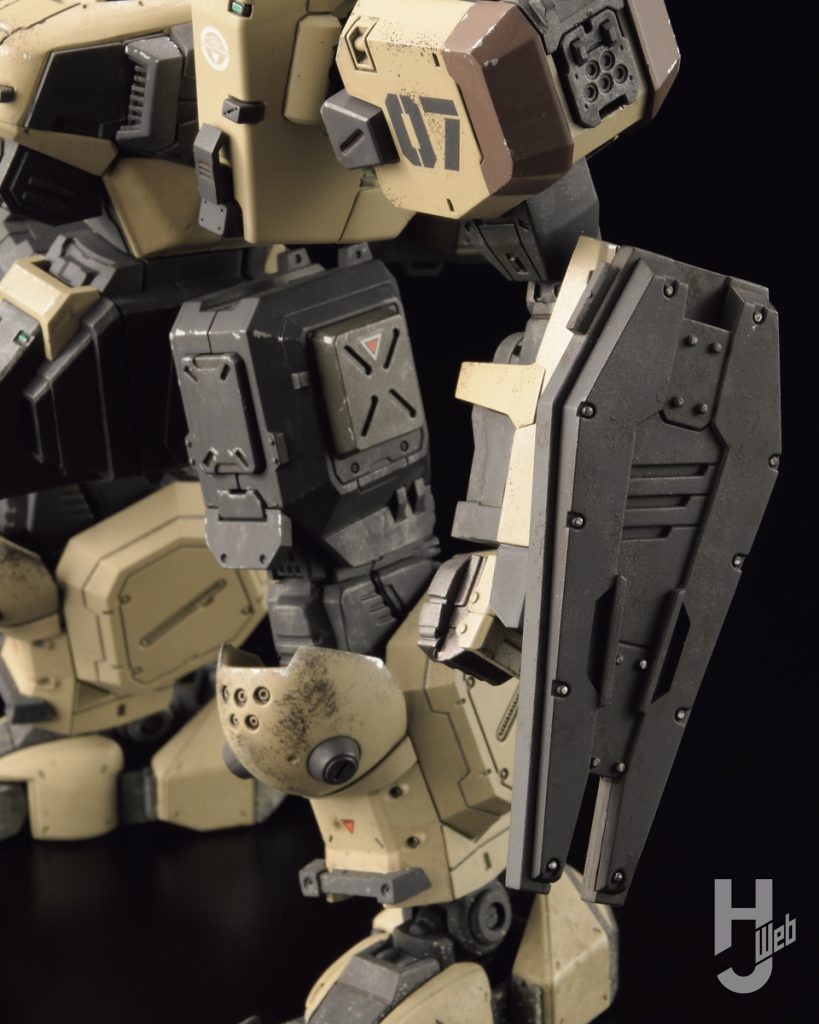 ゼニスVのプラモデルのアップ画像その3
