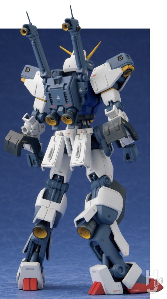 JUNIII製作「Dガンダムファースト」武装外した状態背面