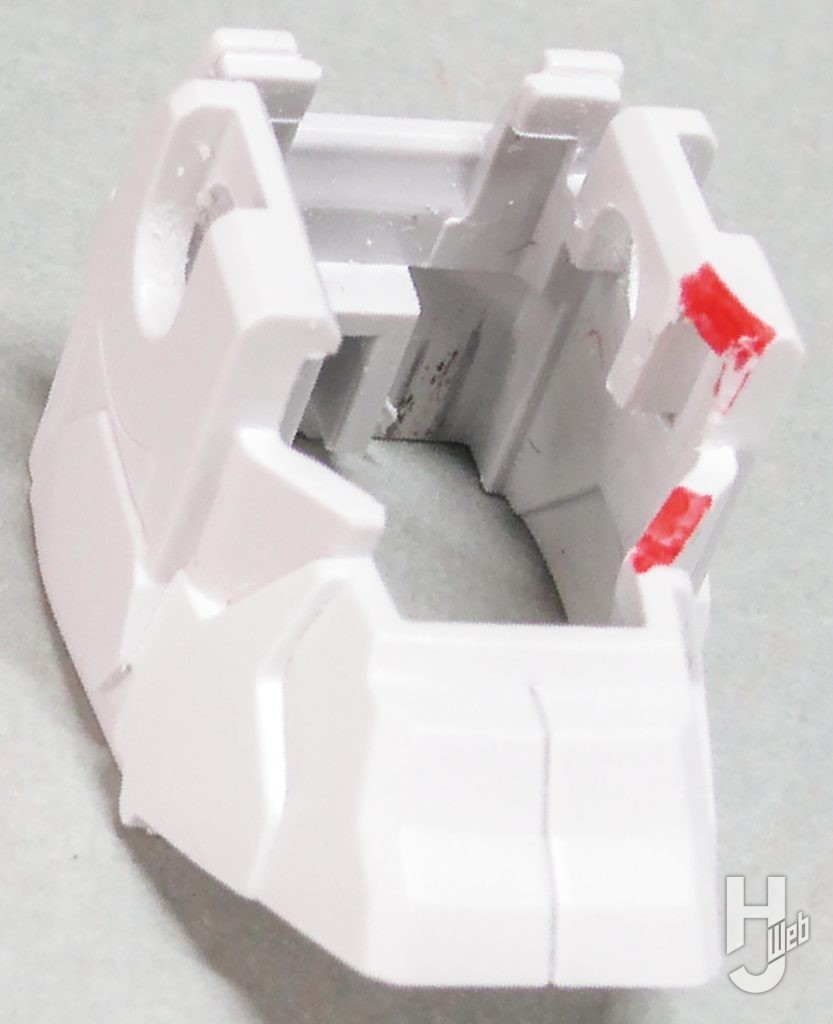 JUNIII製作「RX-78F00/E ガンダム EX-001 グラスフェザー装備」製作途中足甲