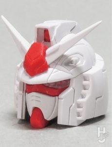 JUNIII製作「RX-78F00/E ガンダム EX-001 グラスフェザー装備」頭部製作途中