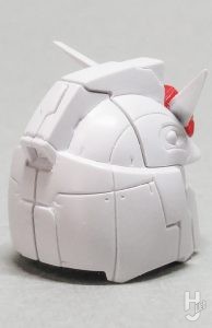 JUNIII製作「RX-78F00/E ガンダム EX-001 グラスフェザー装備」後頭部製作途中